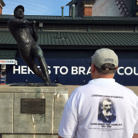 Checking out the swing of Hammerin' Hank.